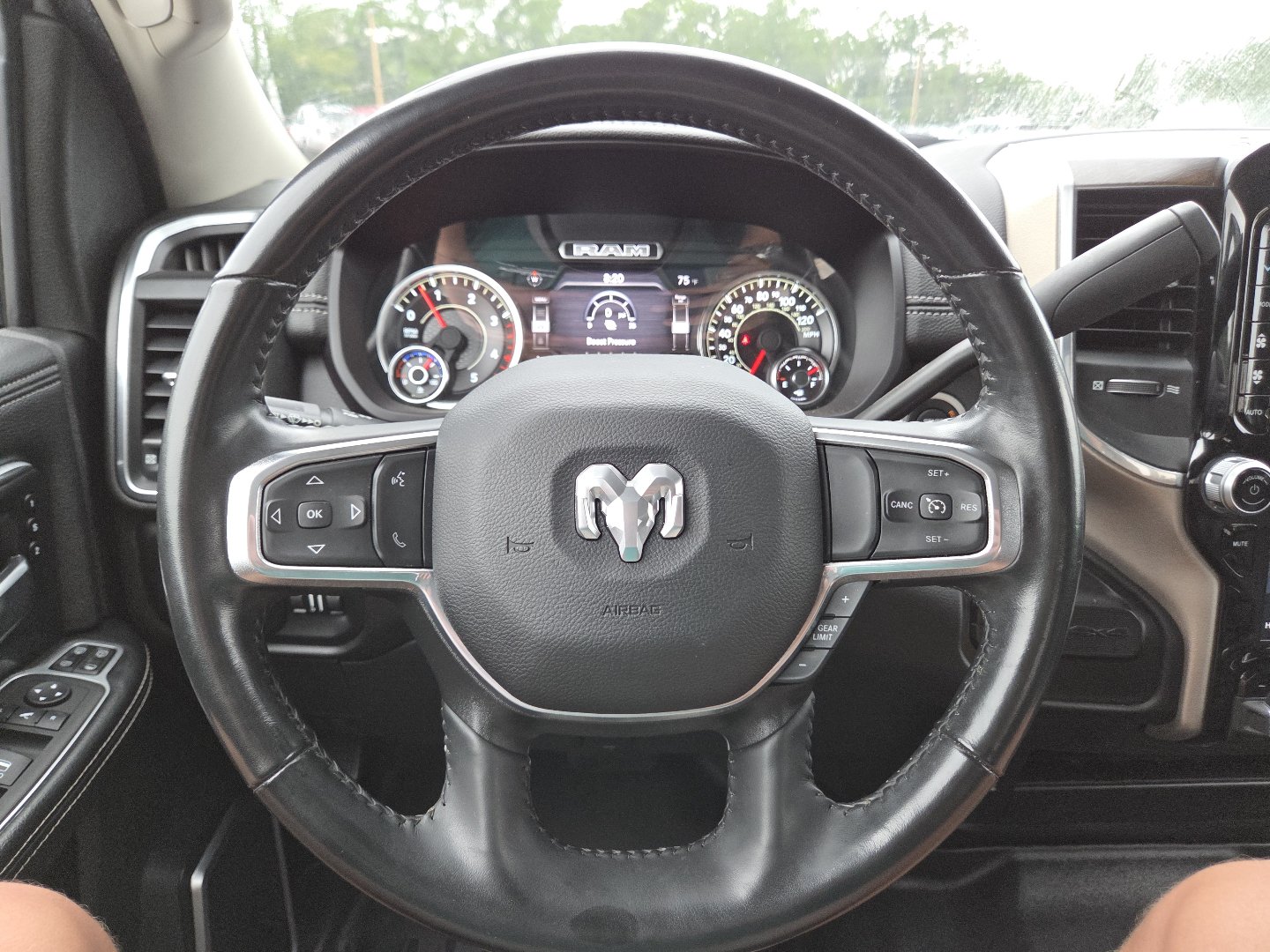 Used 2023 RAM 2500 Laramie AWD/4WD image 28
