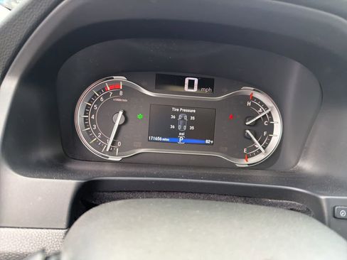 Used 2016 Honda Pilot Elite image 2