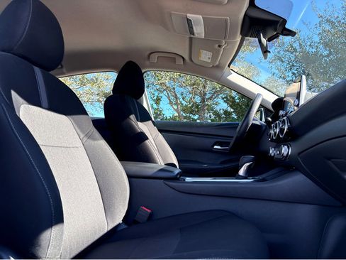 Certified 2024 Nissan Sentra SV image 11