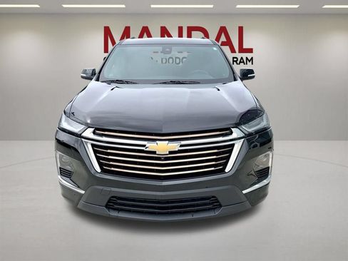Used 2023 Chevrolet Traverse High Country FWD image 3