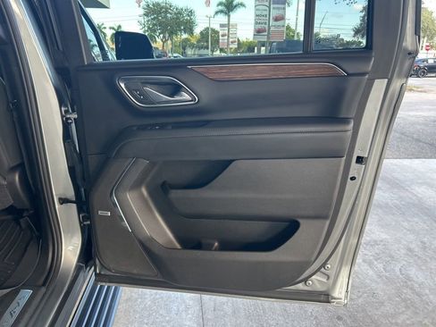 Used 2023 Chevrolet Suburban High Country w/ Max Trailering Package image 38
