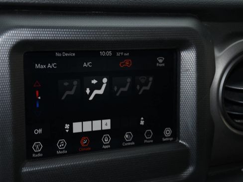 Used 2022 Jeep Wrangler Sport image 35