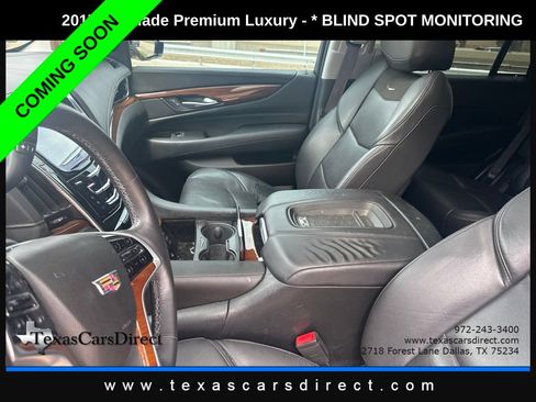 Used 2017 Cadillac Escalade Premium Luxury AWD/4WD image 6