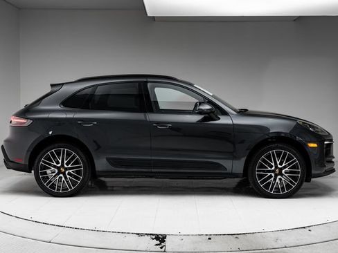 Certified 2026 Porsche Macan AWD/4WD image 35
