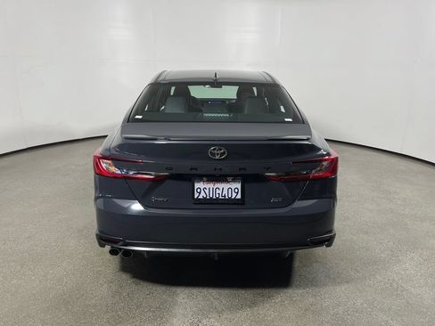 Used 2025 Toyota Camry SE FWD image 4