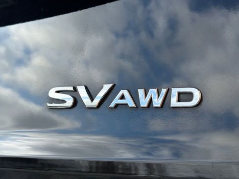 Used 2023 Nissan Rogue SV image 18