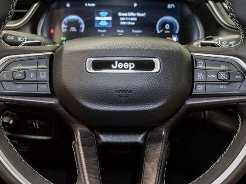 Certified 2023 Jeep Grand Cherokee L Limited w/ Trailer Tow Group (B) AWD/4WD image 12