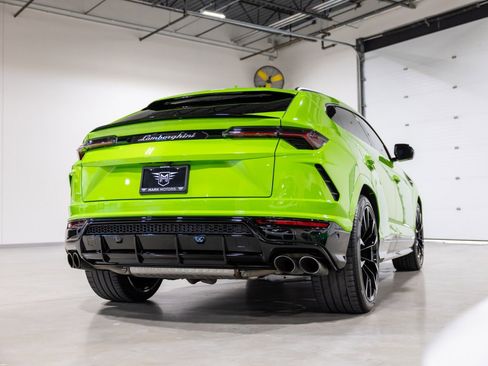 Used 2022 Lamborghini Urus image 4