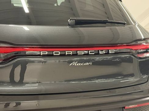 Certified 2026 Porsche Macan AWD/4WD image 13