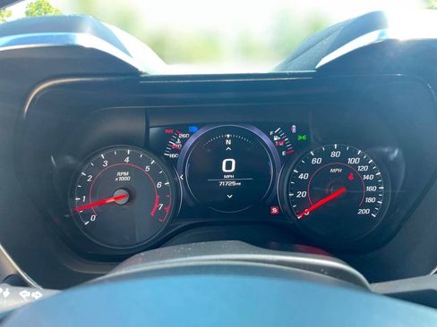 Used 2019 Chevrolet Camaro SS RWD image 14