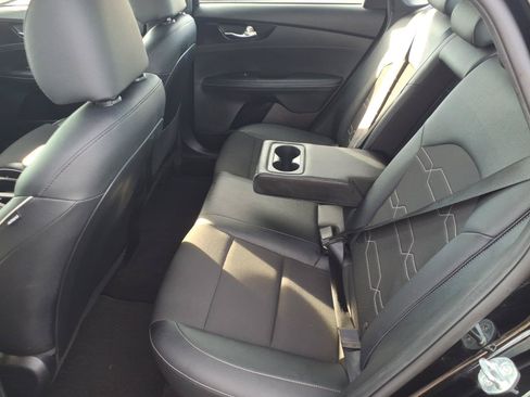 Used 2024 Kia Forte GT-Line FWD image 6