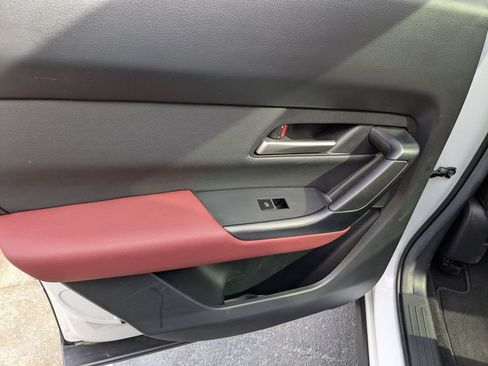 Used 2025 MAZDA CX-50 AWD 2.5 Hybrid w/ Premium Pkg image 29