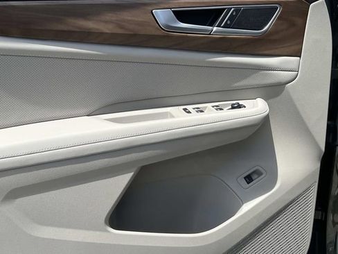 New 2026 Volkswagen Atlas SE FWD image 10