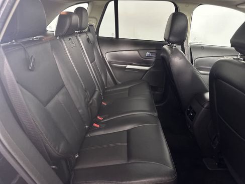 Used 2013 Ford Edge SEL FWD image 21