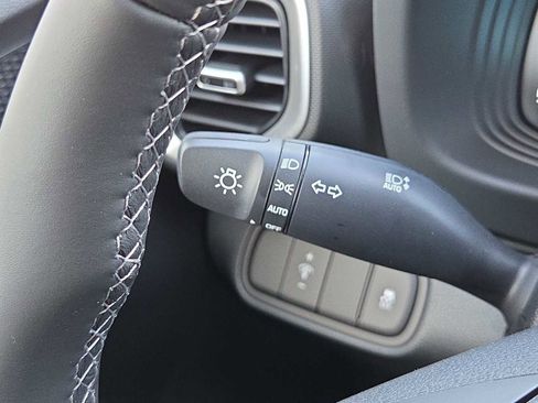 New 2026 Hyundai Venue SEL image 28