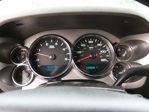 Used 2011 Chevrolet Silverado 3500 W/T w/ Snow Plow Prep Package AWD/4WD image 14