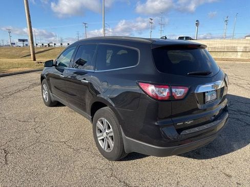 Used 2015 Chevrolet Traverse LT image 6