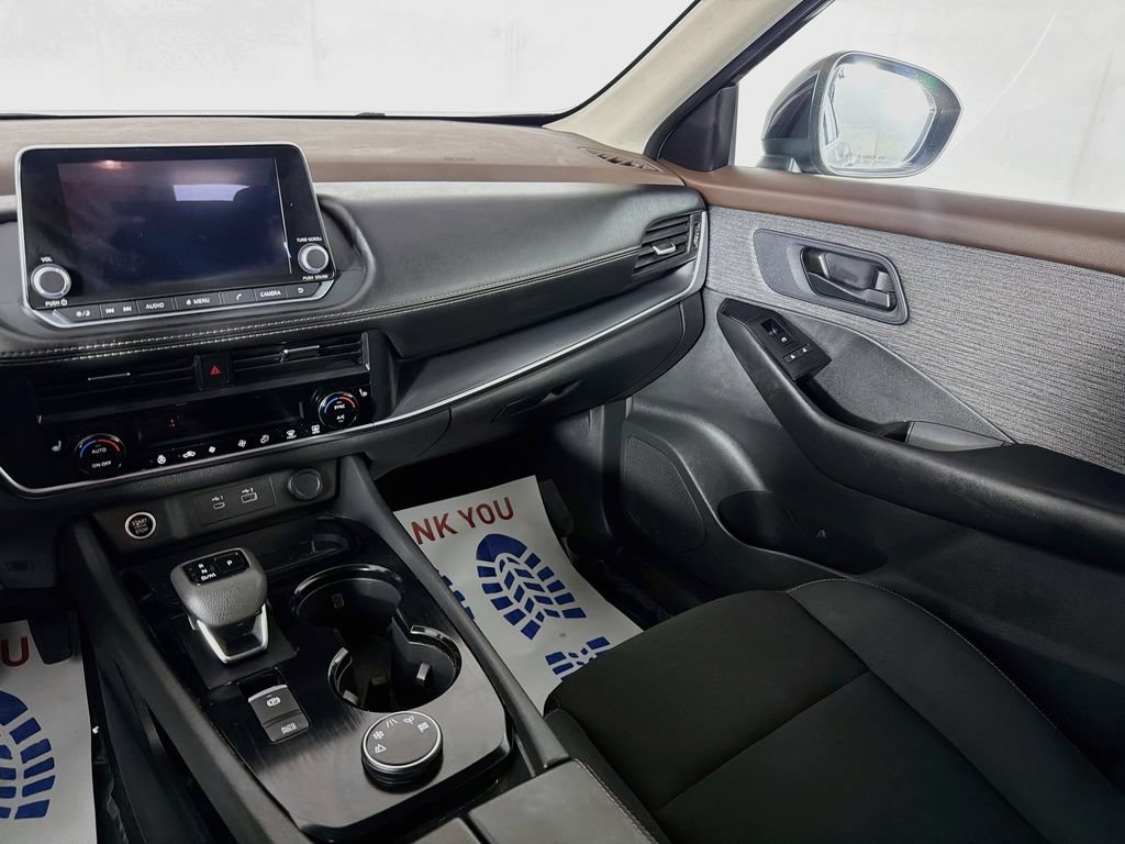 Used 2023 Nissan Rogue S AWD/4WD image 22
