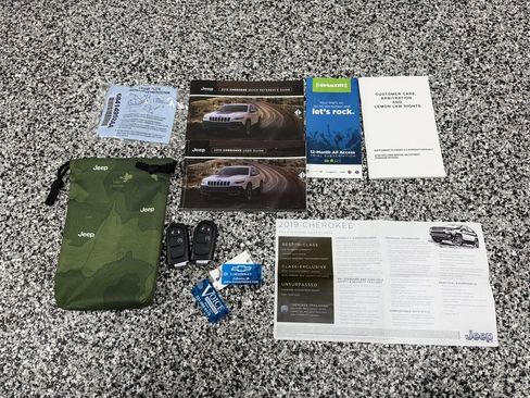 Used 2019 Jeep Cherokee Latitude Plus w/ Cold Weather Group image 20