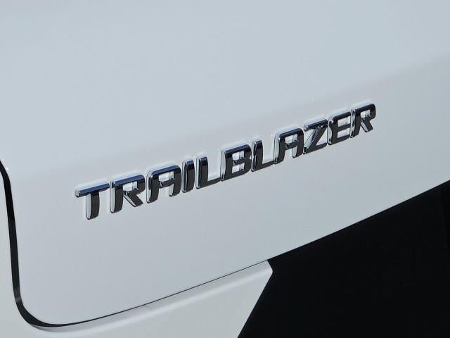 New 2026 Chevrolet TrailBlazer LT FWD image 31