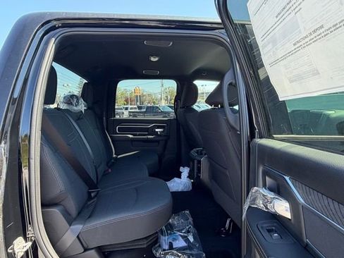 New 2026 RAM 2500 Big Horn AWD/4WD image 29