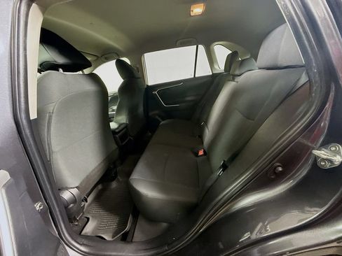 Certified 2021 Toyota RAV4 LE FWD image 23