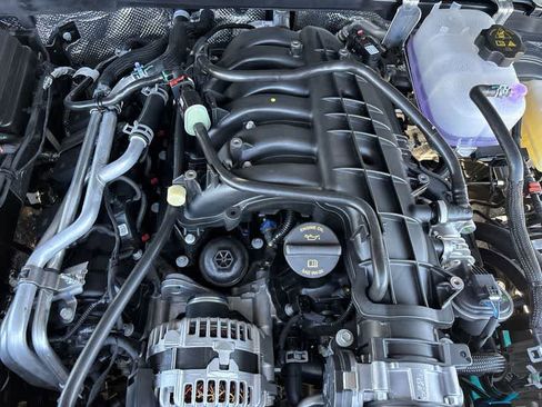 New 2025 Jeep Wrangler Unlimited Rubicon image 13