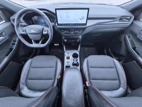 Used 2024 Ford Escape ST-Line w/ Tech Pack #1 AWD/4WD image 15