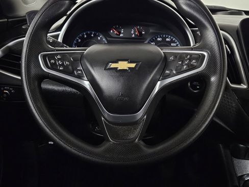 Used 2023 Chevrolet Malibu LT FWD image 16