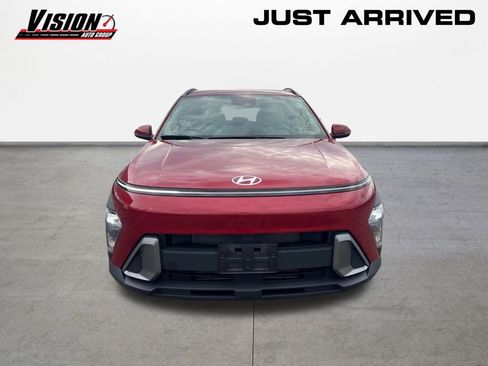 Used 2024 Hyundai Kona SEL image 2