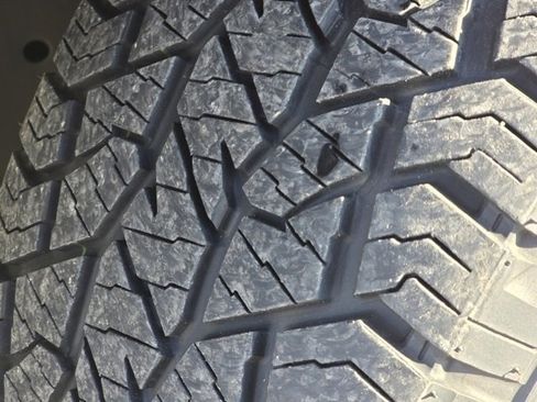 Used 2023 Nissan Frontier Pro-X w/ Tow Package image 24