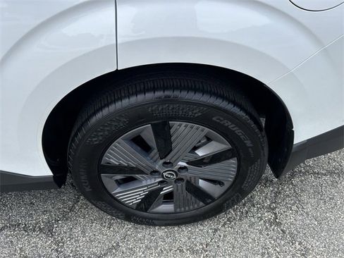 Certified 2025 Nissan Murano SL image 11