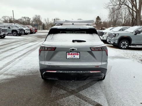 Used 2025 Chevrolet Equinox RS w/ Safety and Technology Package image 4