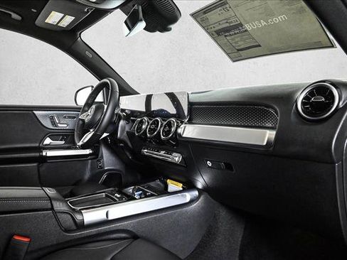 New 2026 Mercedes-Benz GLB 250 4MATIC image 24