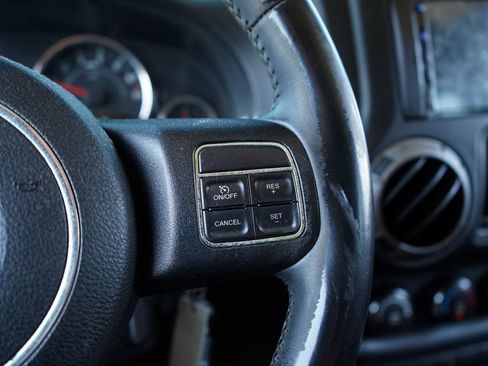 Used 2014 Jeep Wrangler Unlimited Sport AWD/4WD image 31