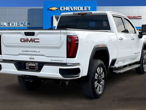 Used 2025 GMC Sierra 2500 Denali w/ Technology Package AWD/4WD image 6