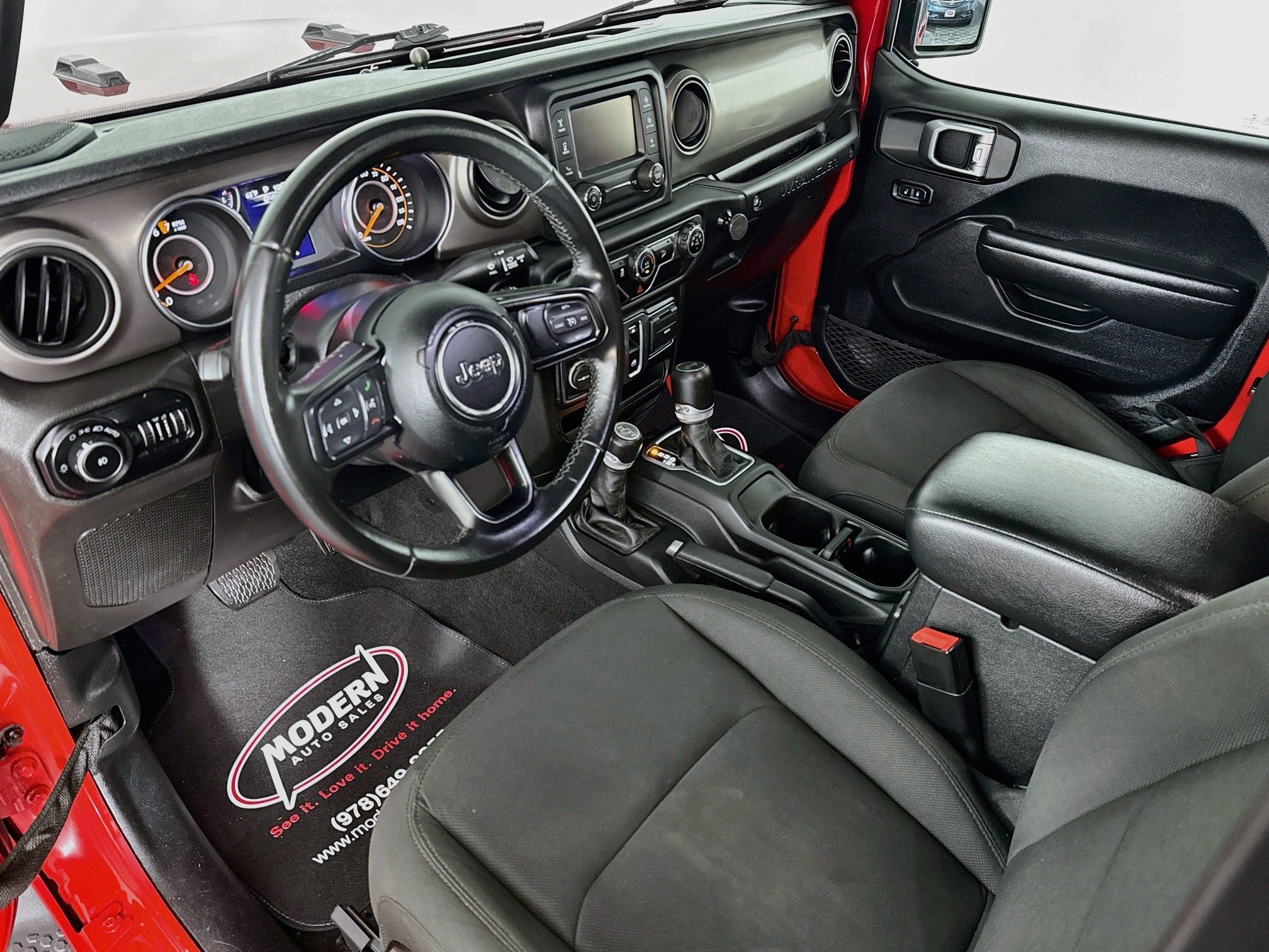 Used 2020 Jeep Wrangler Sport AWD/4WD image 8