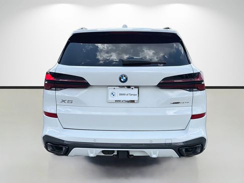 New 2026 BMW X5 xDrive50e w/ Executive Package AWD/4WD image 4