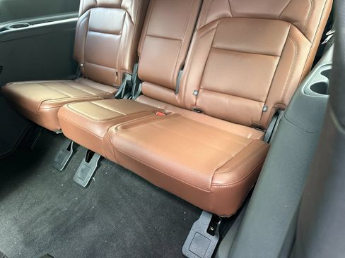 New 2026 Lincoln Navigator L Reserve AWD/4WD image 14