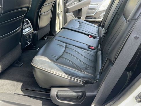 Used 2013 INFINITI JX35 AWD w/ Premium Pkg image 35