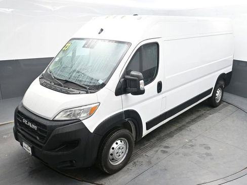 Used 2023 RAM ProMaster 2500 FWD image 23