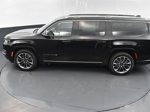 Used 2023 Jeep Wagoneer L Series III w/ Premium Group I image 66