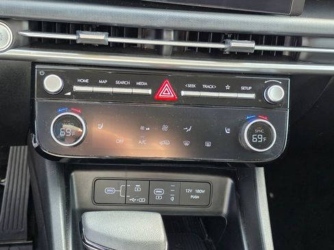 Used 2025 Hyundai Tucson SEL image 24