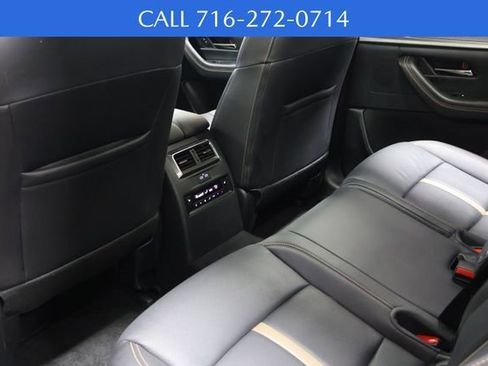 Used 2025 MAZDA CX-70 Plug-In Hybrid w/ Premium Plus image 15