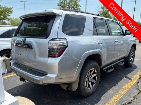 Used 2020 Toyota 4Runner TRD Off-Road AWD/4WD image 4
