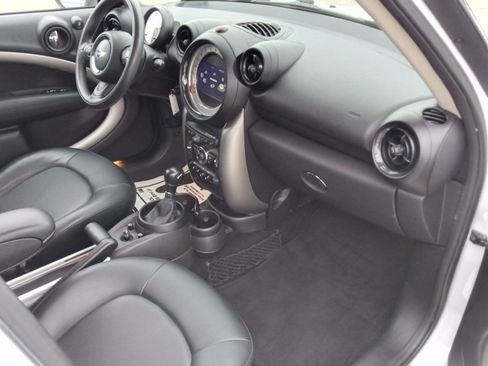 Used 2014 MINI Cooper Countryman image 10