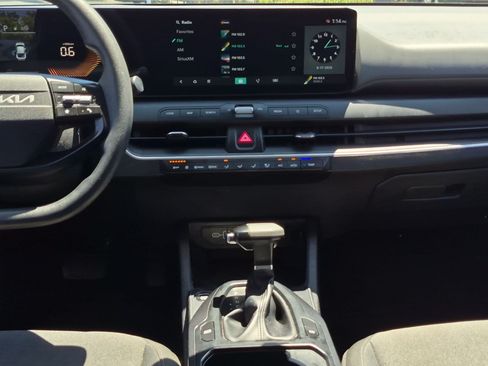Used 2025 Kia K4 FWD image 28