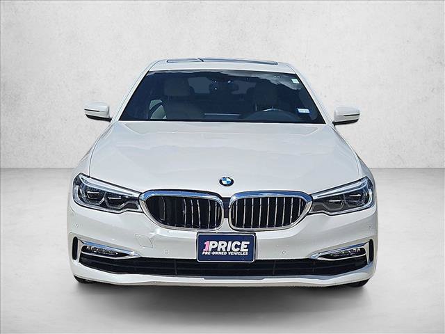 Used 2017 BMW 540i RWD image 2