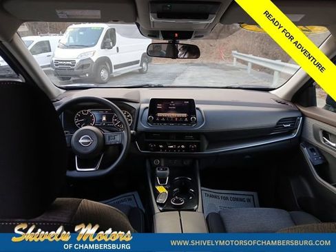 Used 2023 Nissan Rogue SV AWD/4WD image 12