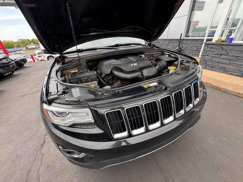 Used 2014 Jeep Grand Cherokee Limited w/ Luxury Group II AWD/4WD image 32